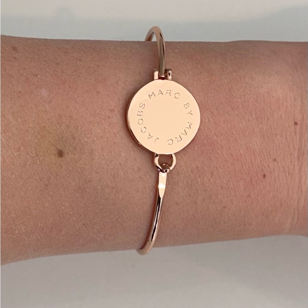 Marc Jacobs Rose Gold Bangle - Picture 4 of 4